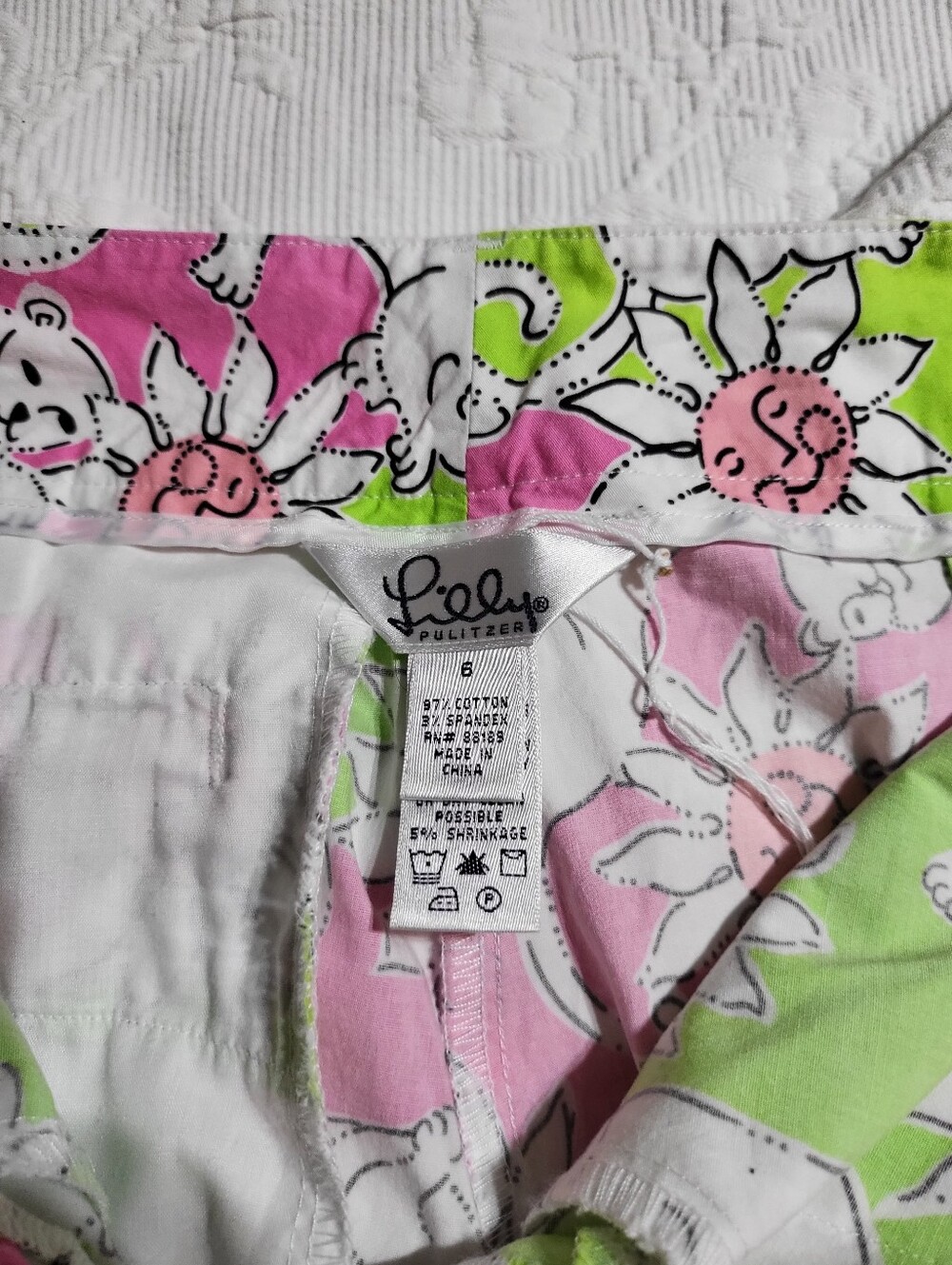 Vintage Y2K Lilly Pulitzer Lion Print Capri pants Size 6 - Picture 7 of 7